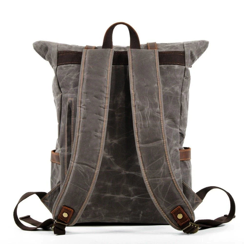 Dunkelgrüner Valmio Ceed 2.1 Army 25L Rucksack