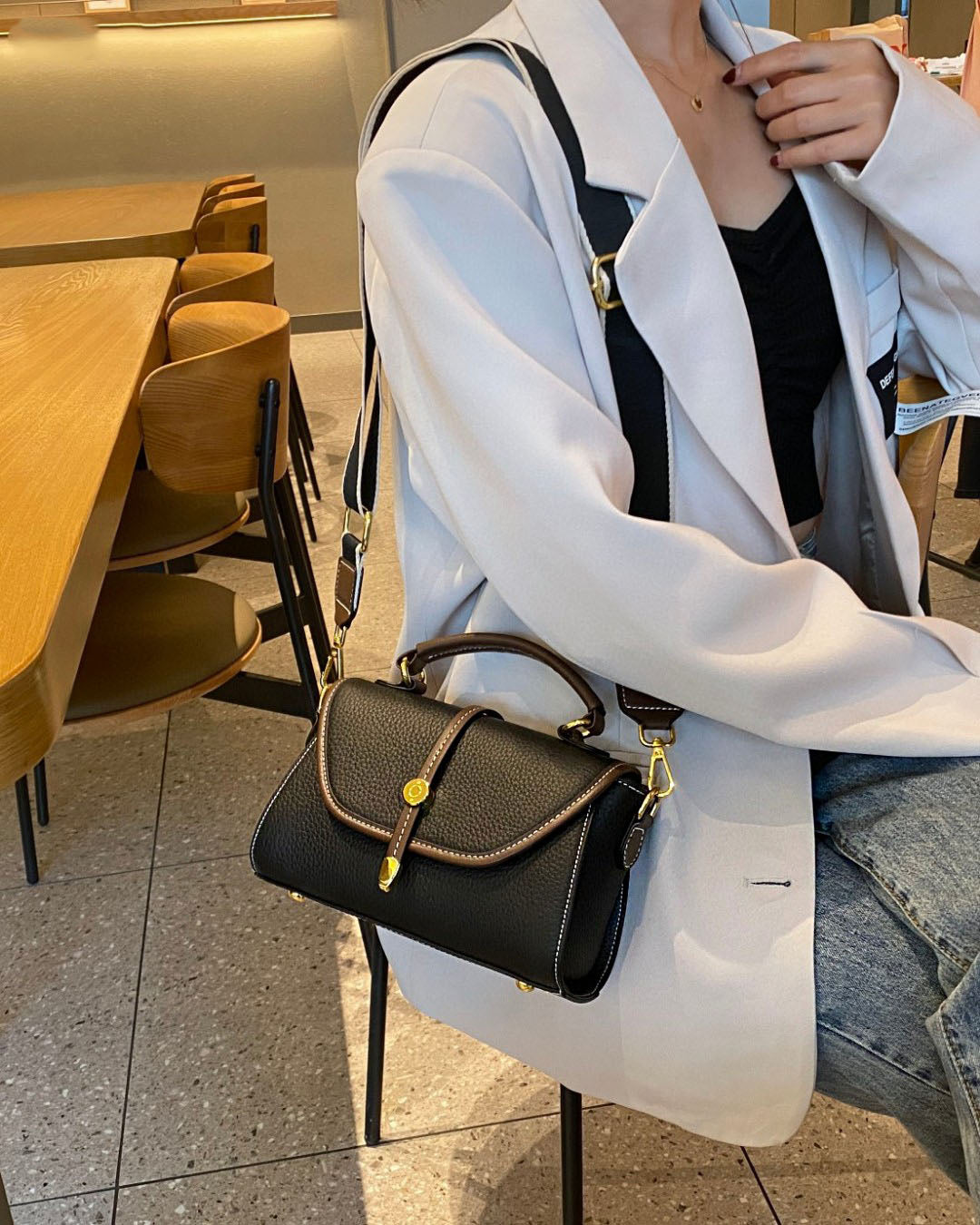 Sac femme en cuir Valmio Galina - noir