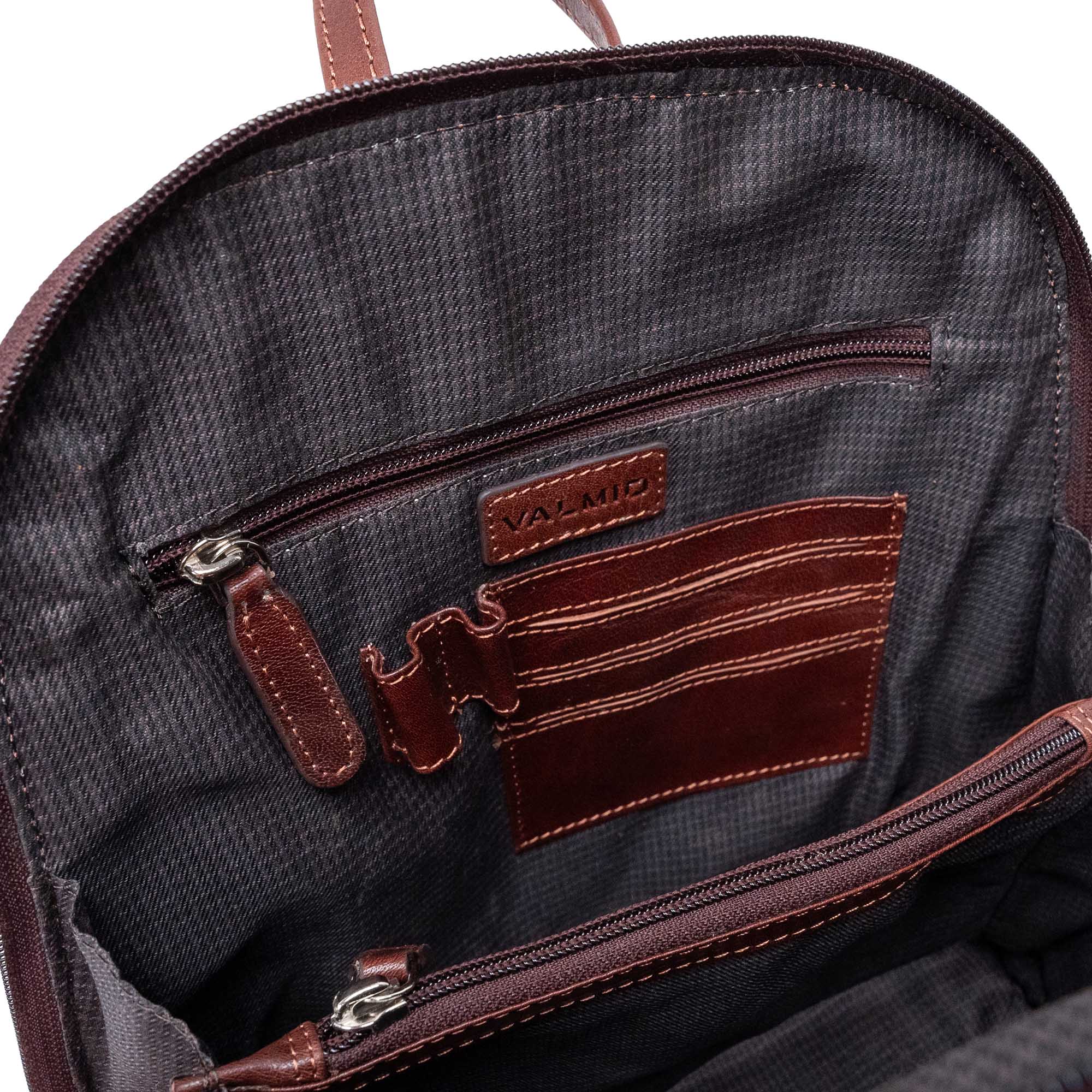 40e43f817fb63d4f8349ce4c99411c99