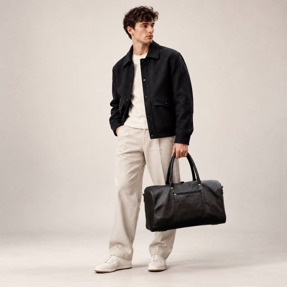 Sac de voyage noir en cuir pleine fleur, modèle Valmio Asfo, pour homme