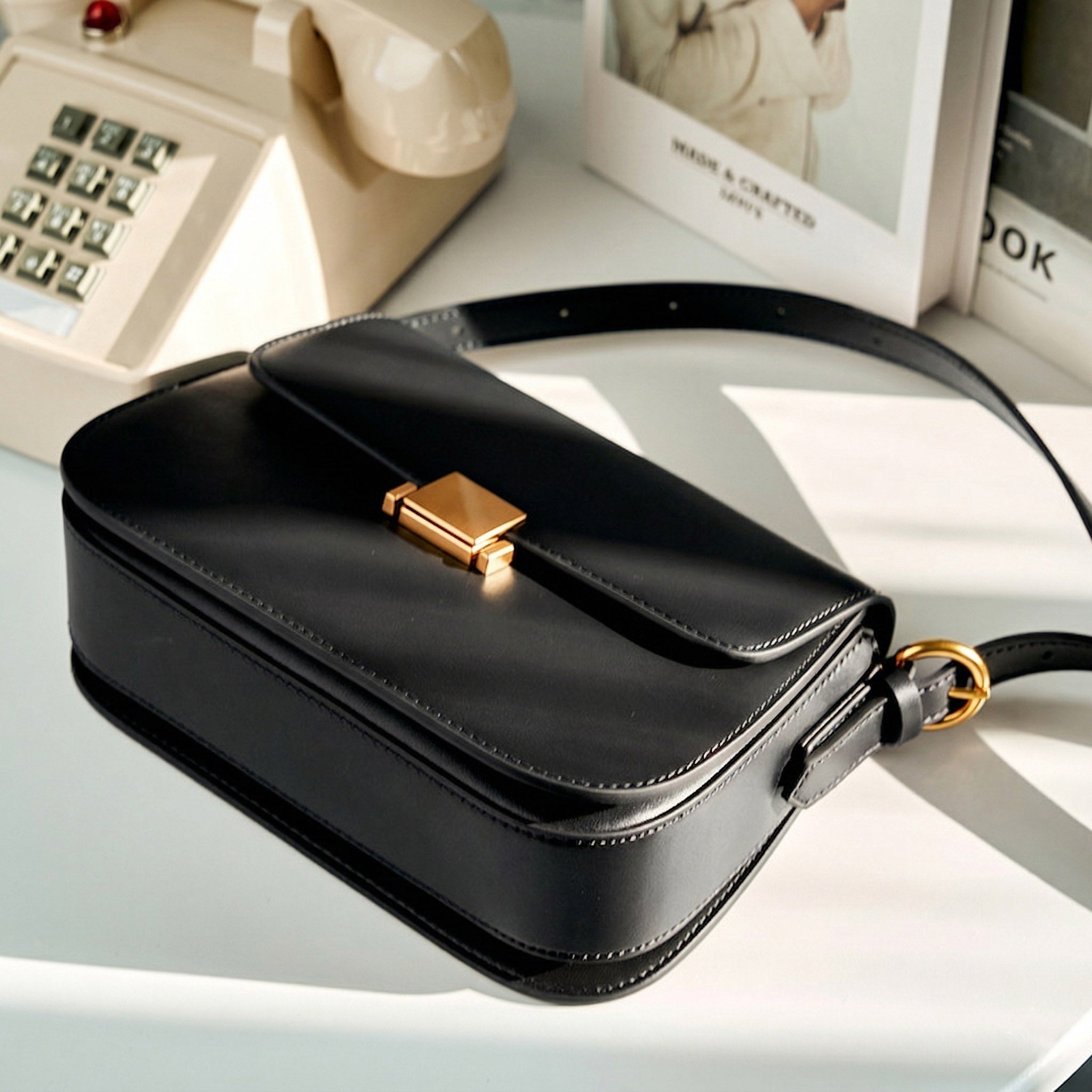 Sac femme en cuir Valmio Monora - noir