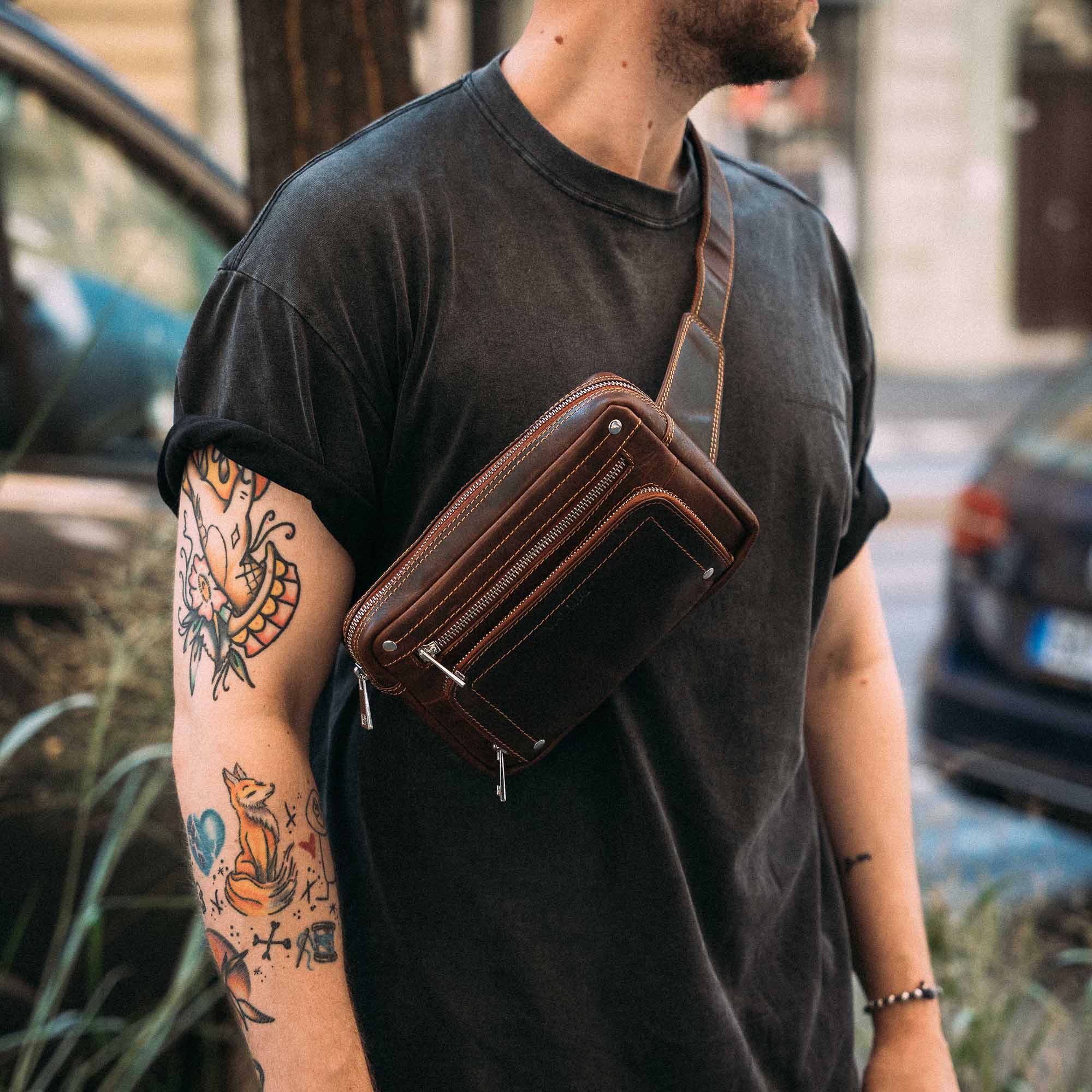 Leather kidney bag Valmio ST12