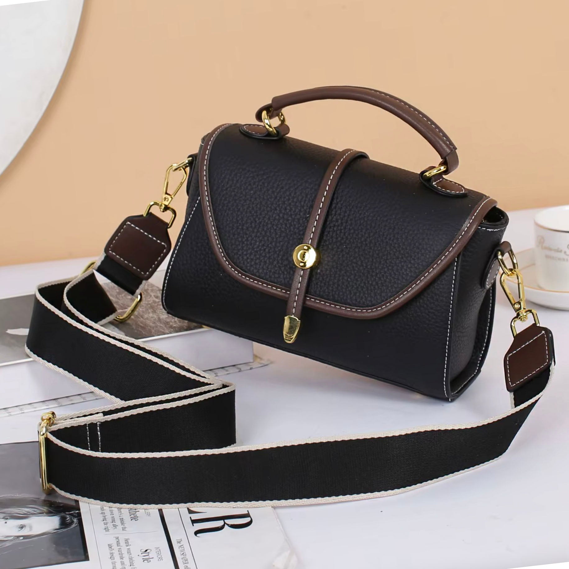 Sac femme en cuir Valmio Galina - noir