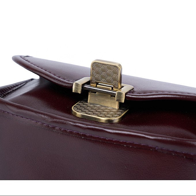 d4c95e3fdc5b885b1ea7956fee4c74b0