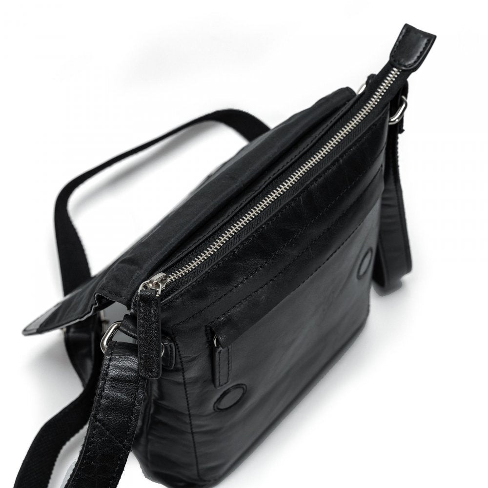 4c977e8c4f6a6d0745f75593f821f9ff