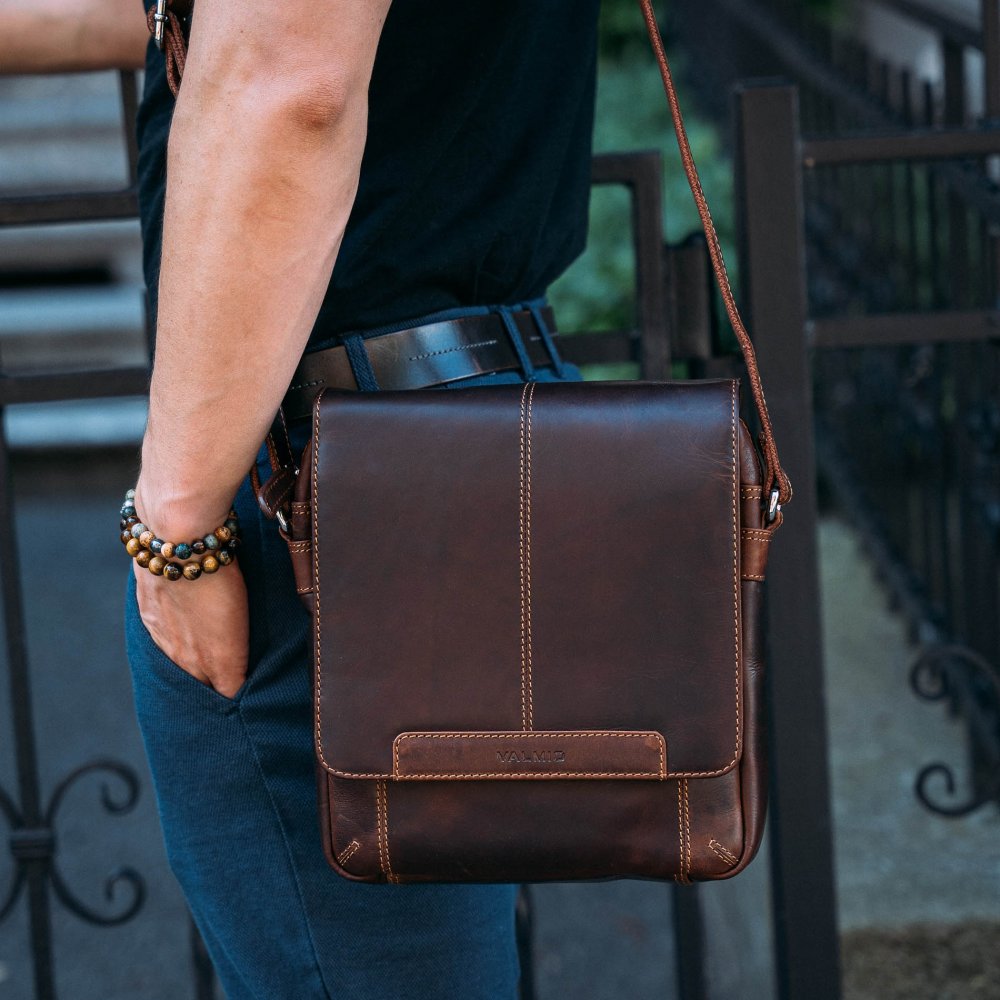 ee6d39fd2bb0a4fb5173e41641a3f001