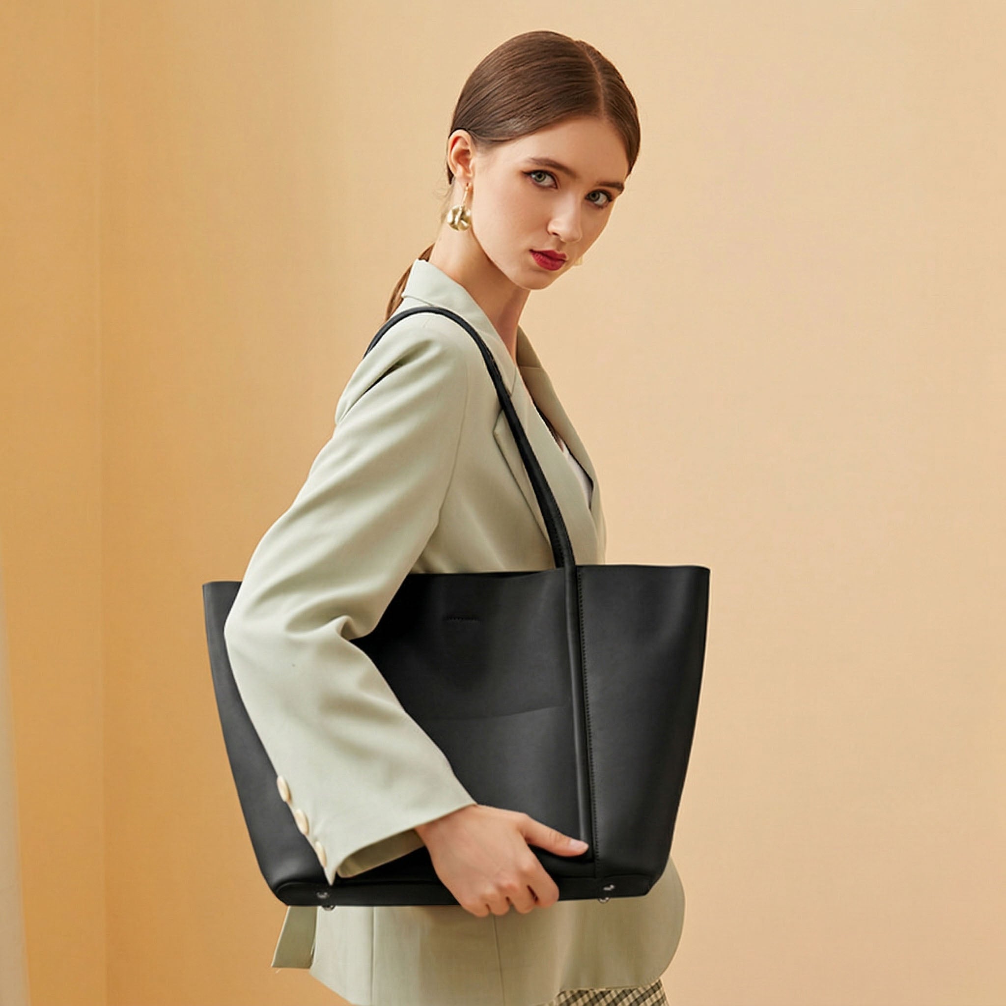 Valmio Monora Leather Women's Bag - Black