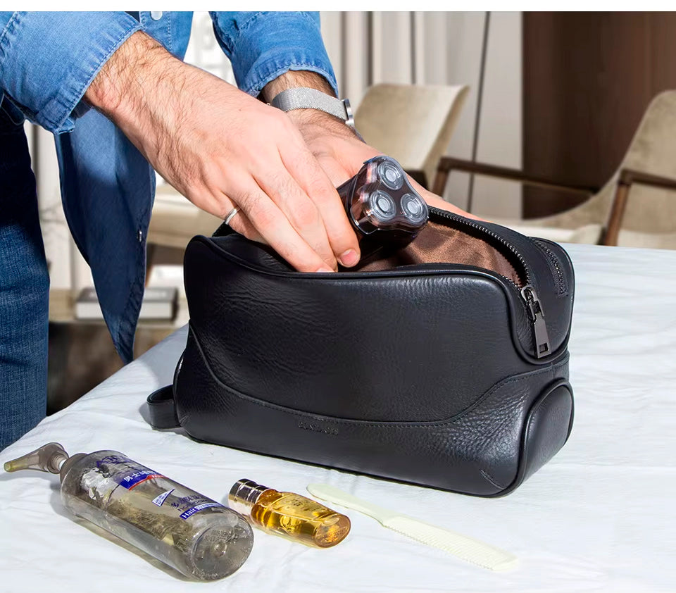 Trousse de toilette en cuir Valmio Boro