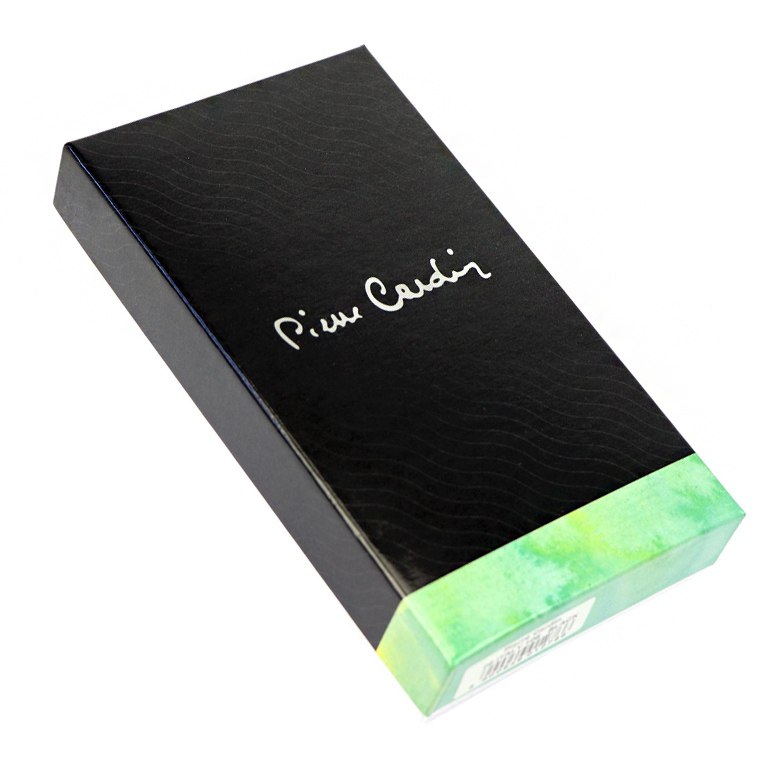 Blue women’s wallet Pierre Cardin.