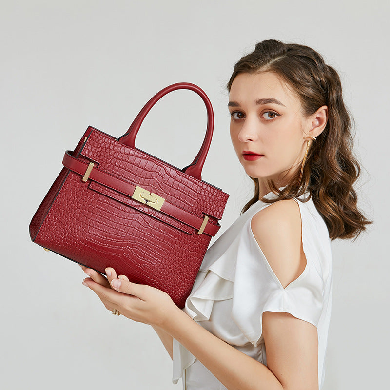 Valmio Kerina Leather Women's Bag - Red
