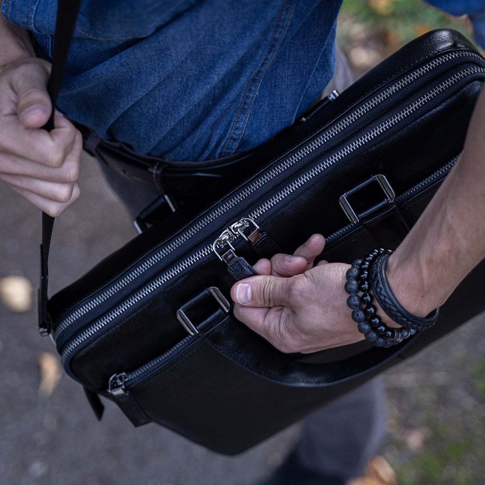 Genuine leather bag Valmio Gentry Black